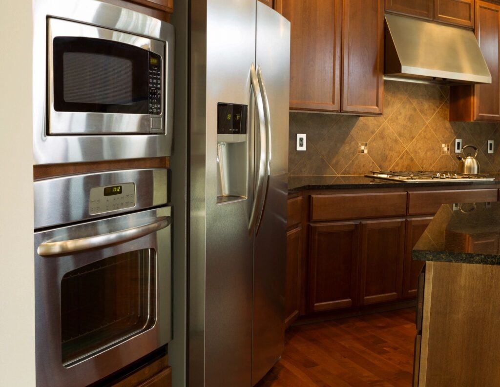 kitchen remodeling contractor